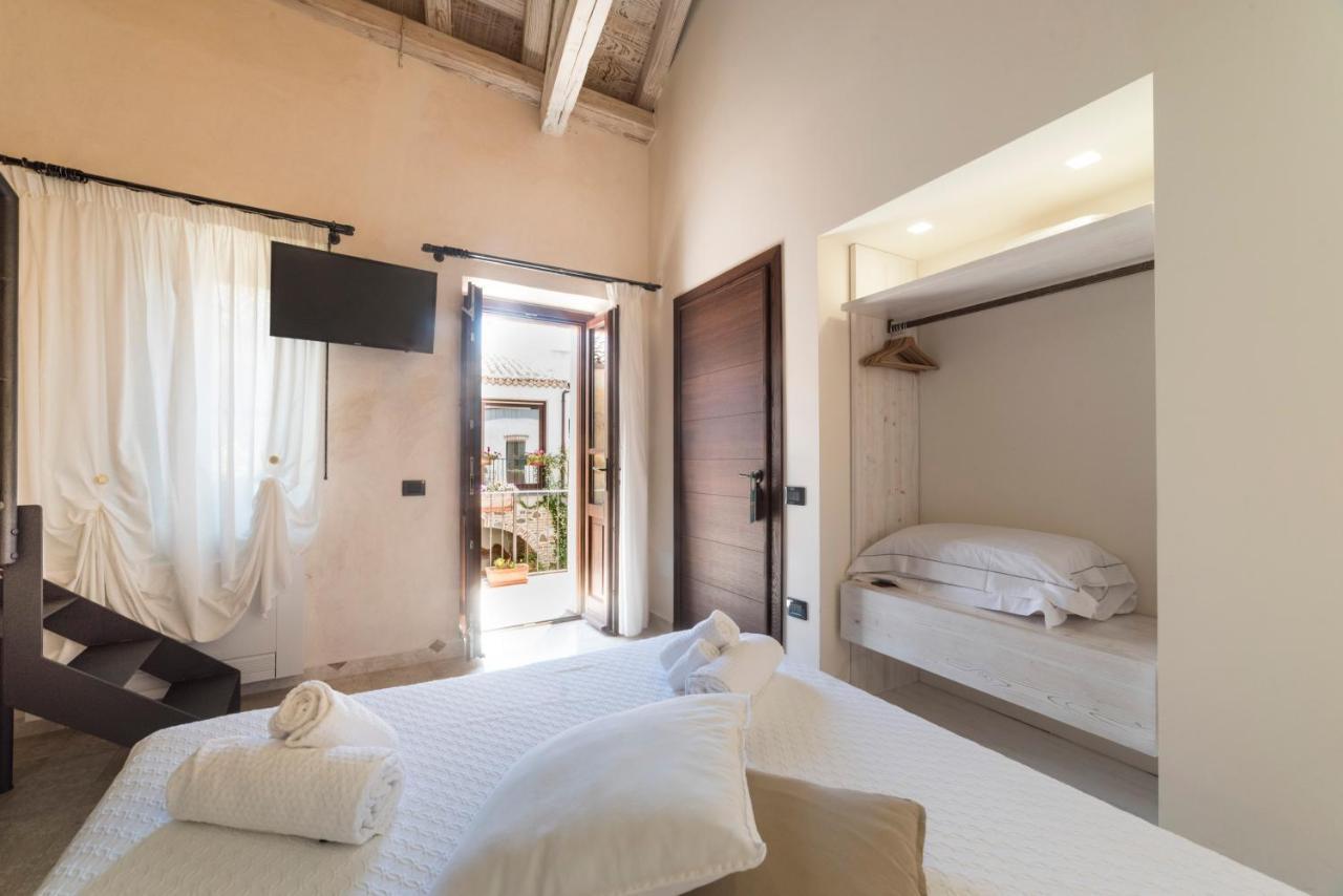 Domo Pro Vois Hotel Orosei Luaran gambar