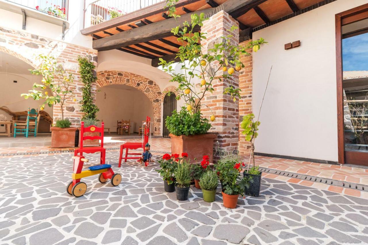 Domo Pro Vois Hotel Orosei Luaran gambar
